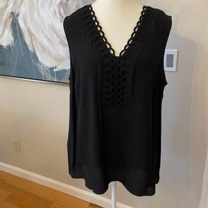 Daniel Rainn Black Sleeveless V-Neck Lace Trim Top, Size Large